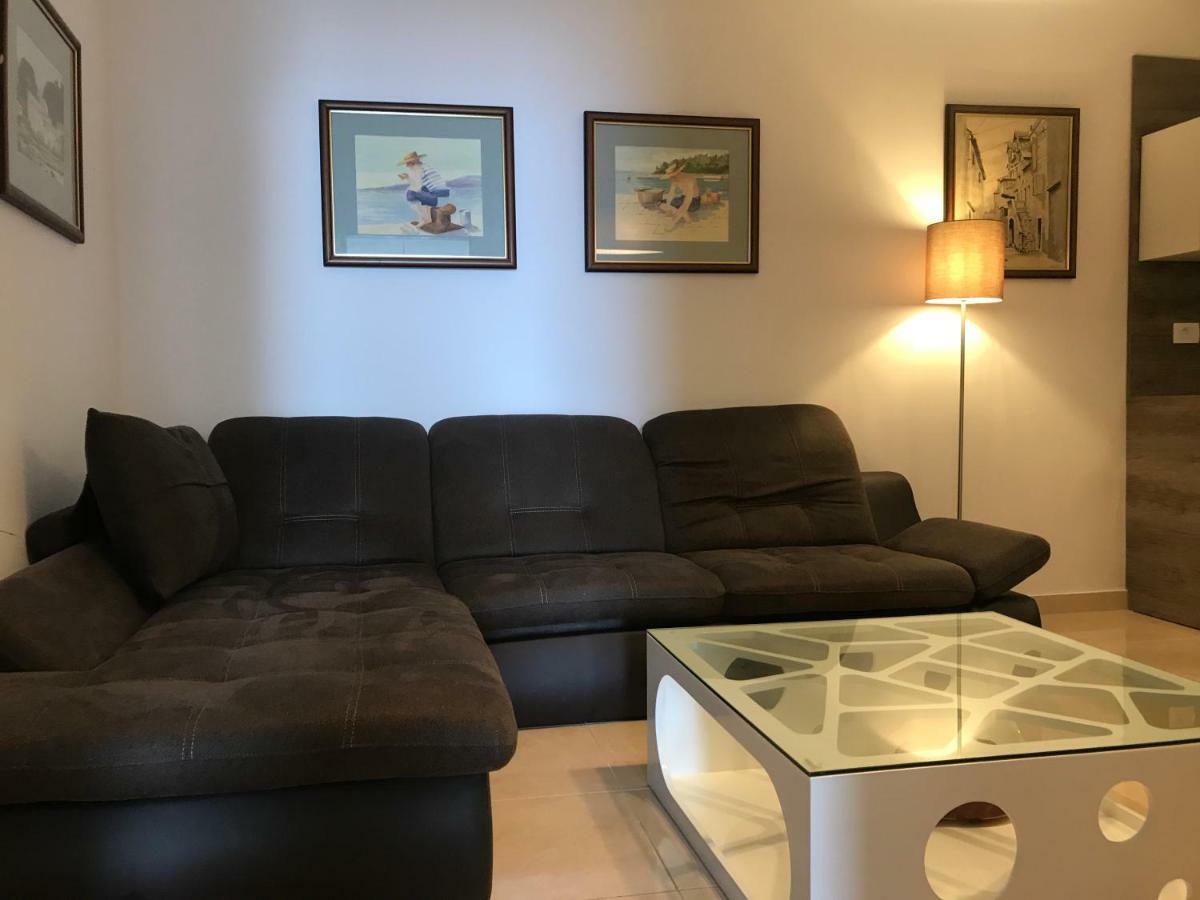 Villa Nora Тучепи Екстер'єр фото