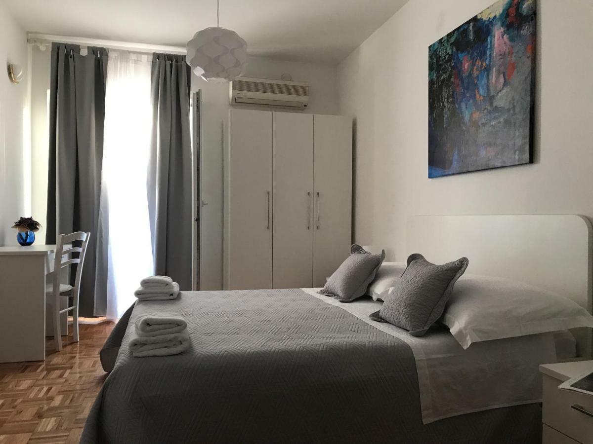 Villa Nora Тучепи Екстер'єр фото